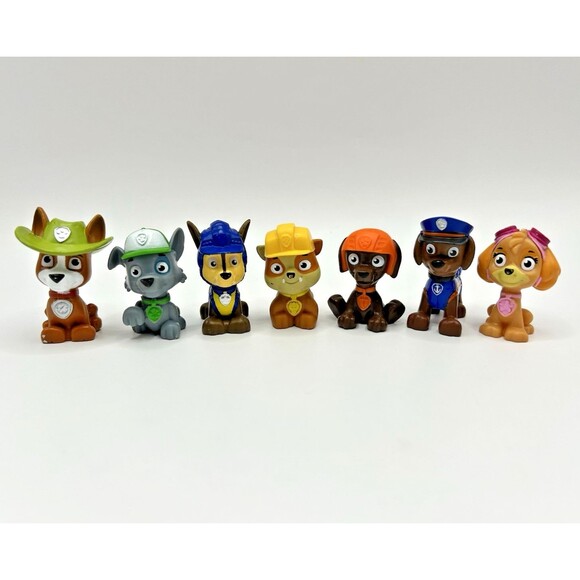 Paw Patrol Mini Figures Lot of 7 Mini Cake Toppers Tracker Rocky Zuma Skye Chase - Picture 1 of 6